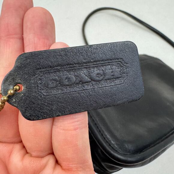 VTG Coach 9375 Dinky Crossbody Bag Black Leather USA Made - Picture 3 of 9